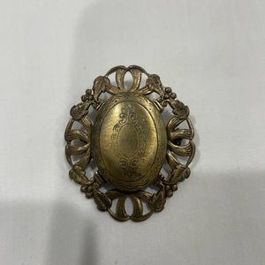 Locket style brooch